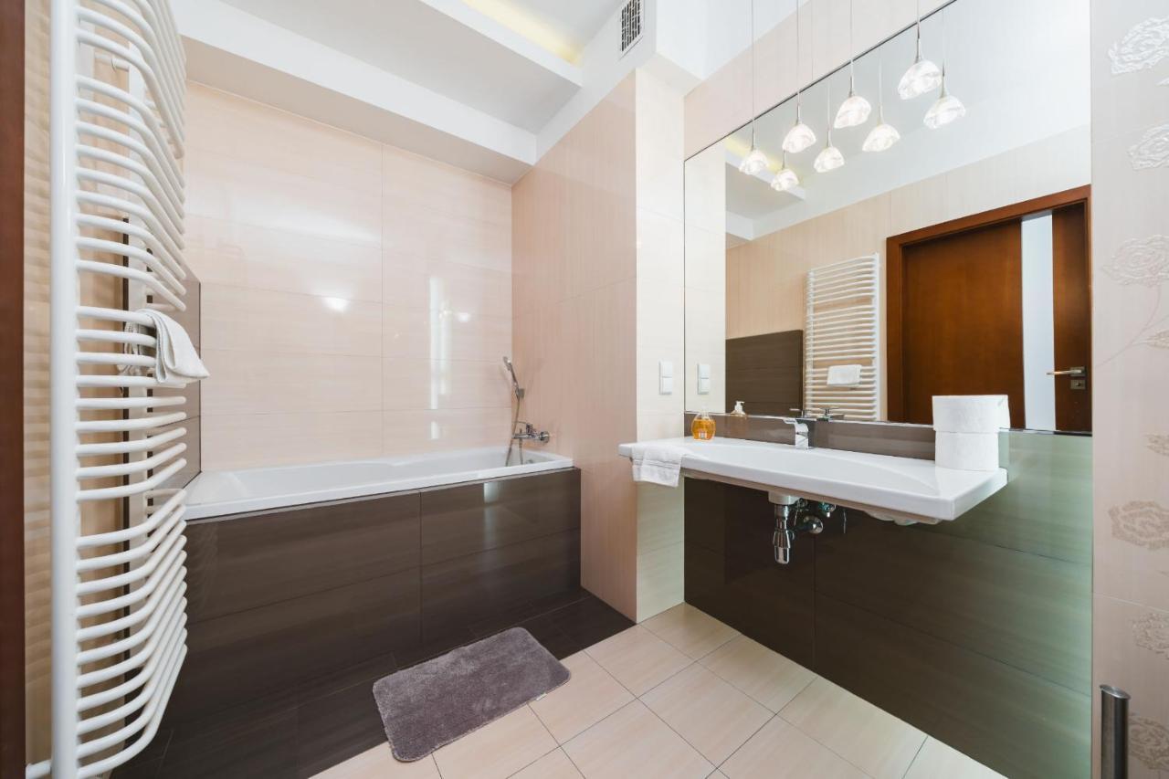 Apartament W Centrum Krakowa Na Ulicy Dlugiej Appartement *